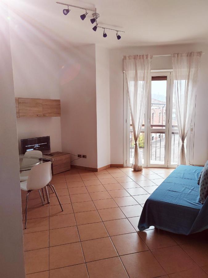 Ieo -Humanitas - Sunny House - Comodissimo Apartman Locate di Triulzi Kültér fotó