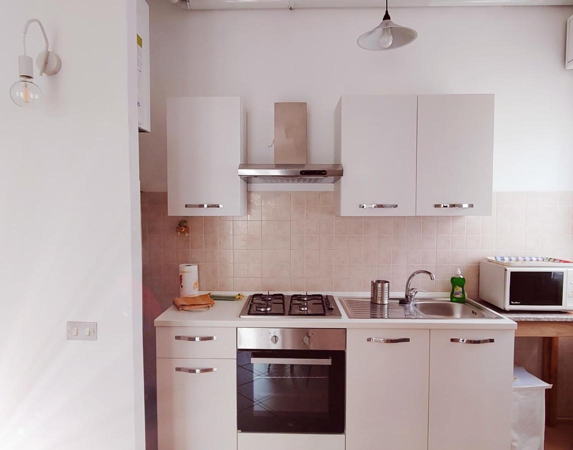 Ieo -Humanitas - Sunny House - Comodissimo Locate di Triulzi Kültér fotó